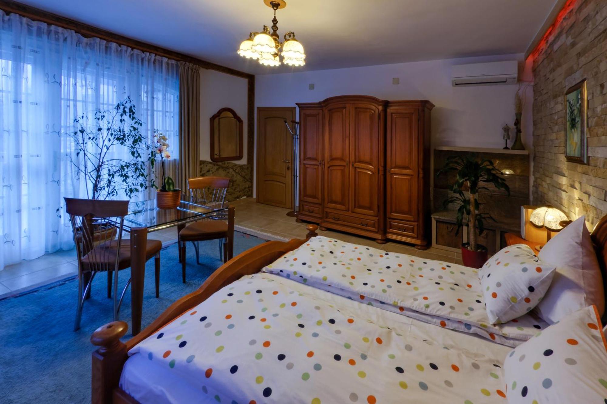 Boutique Hotel Forest Retreat (Adults Only) Busteni Exterior photo