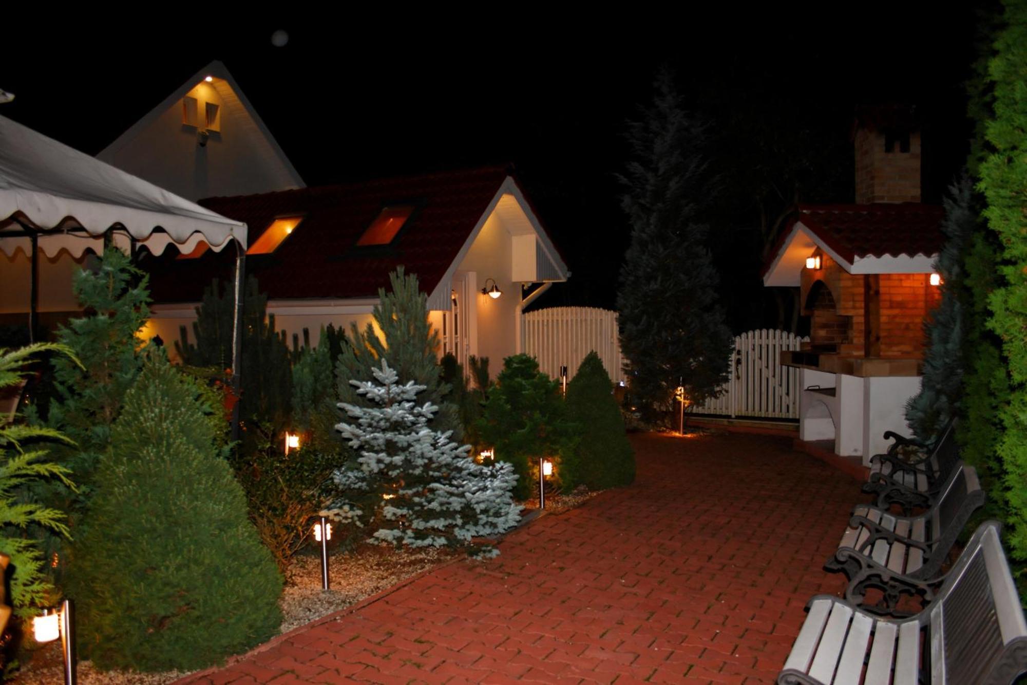 Boutique Hotel Forest Retreat (Adults Only) Busteni Exterior photo