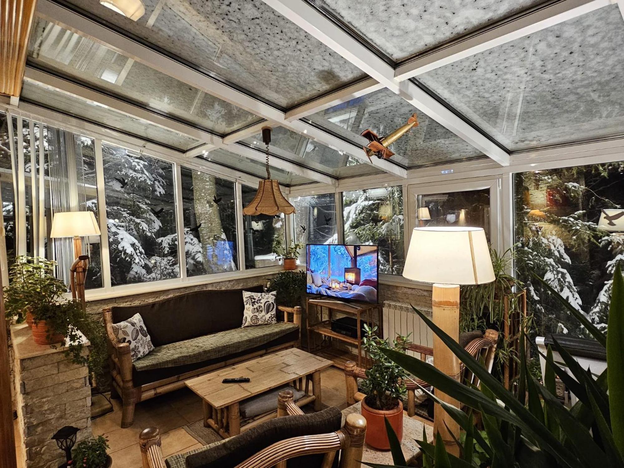 Boutique Hotel Forest Retreat (Adults Only) Busteni Exterior photo